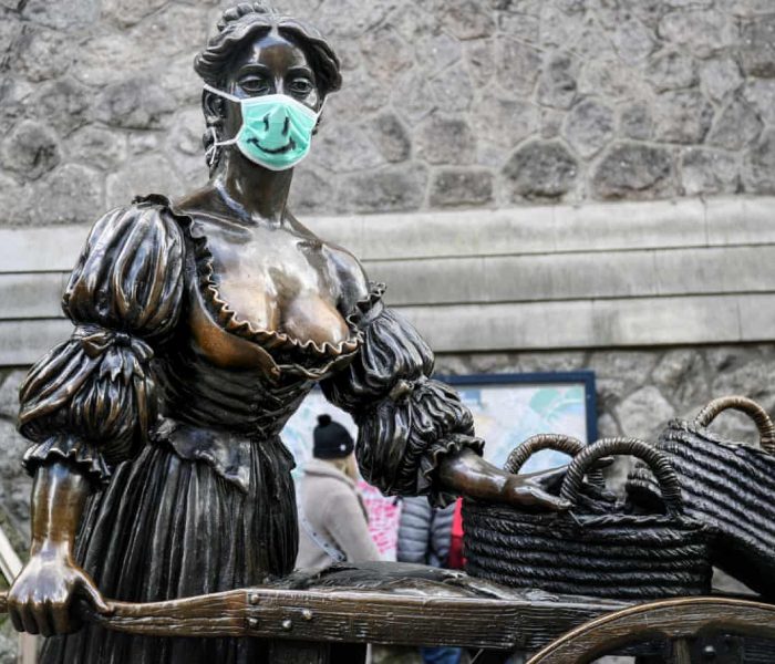 Estátuas mascaradas em todo o mundo-mundo-camoestv